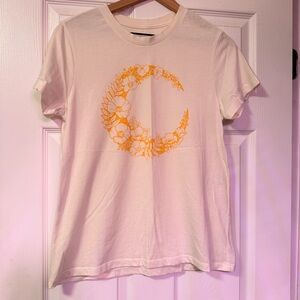 United By Blue White Tee Yellow Moon & Flowers Graphic – like new